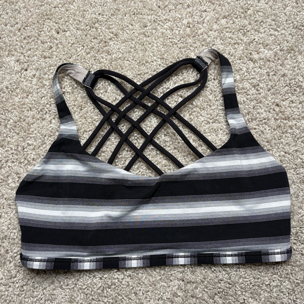 Lululemon Free To Be *Wild